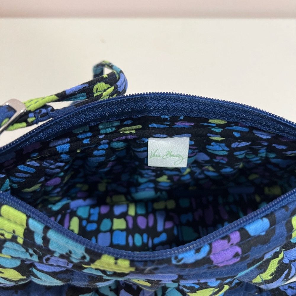 Vera Bradley Blue and Green Patterned purse.